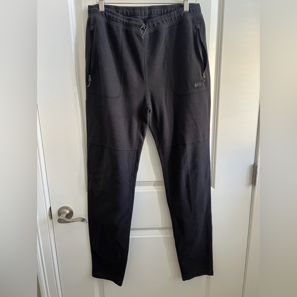REI Men's Black Fleece Jogger Pants